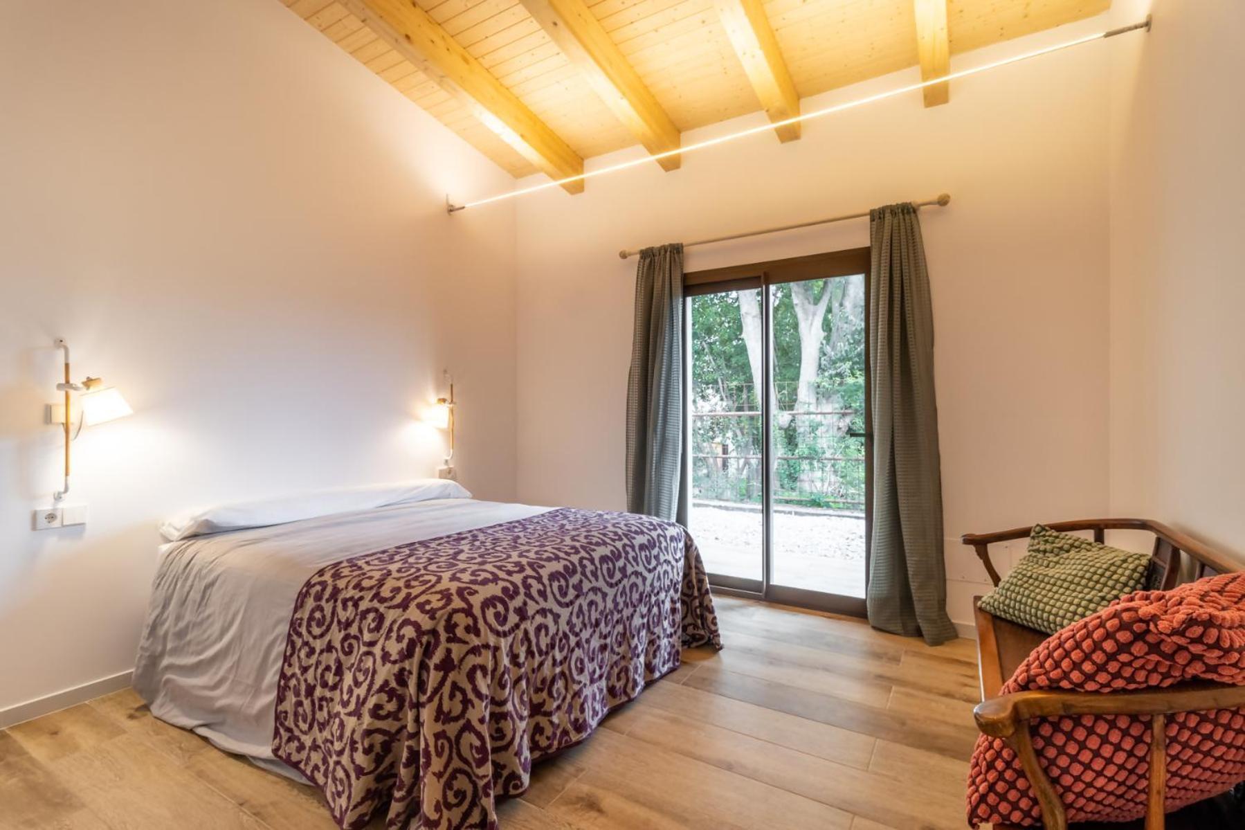 Casa Gessami En El Pla De Lestany * Camos (Catalonia)
